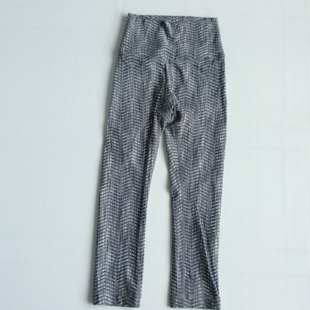 Lululemon high rise leggings gray, size 2